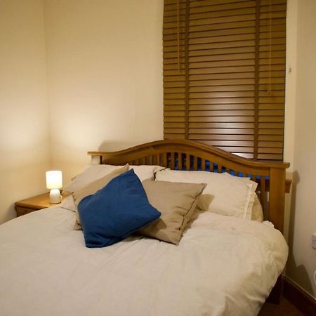 Newly Refurbed Home With Free Parking Edinburgh Luaran gambar