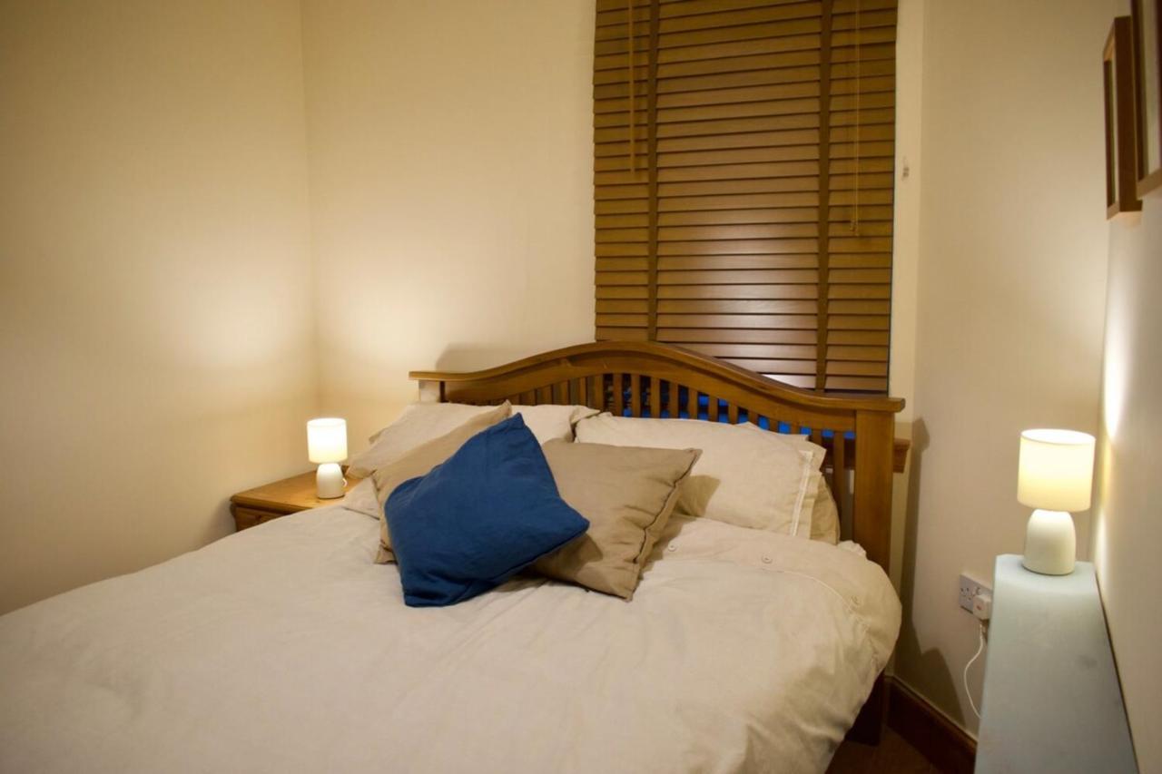 Newly Refurbed Home With Free Parking Edinburgh Luaran gambar