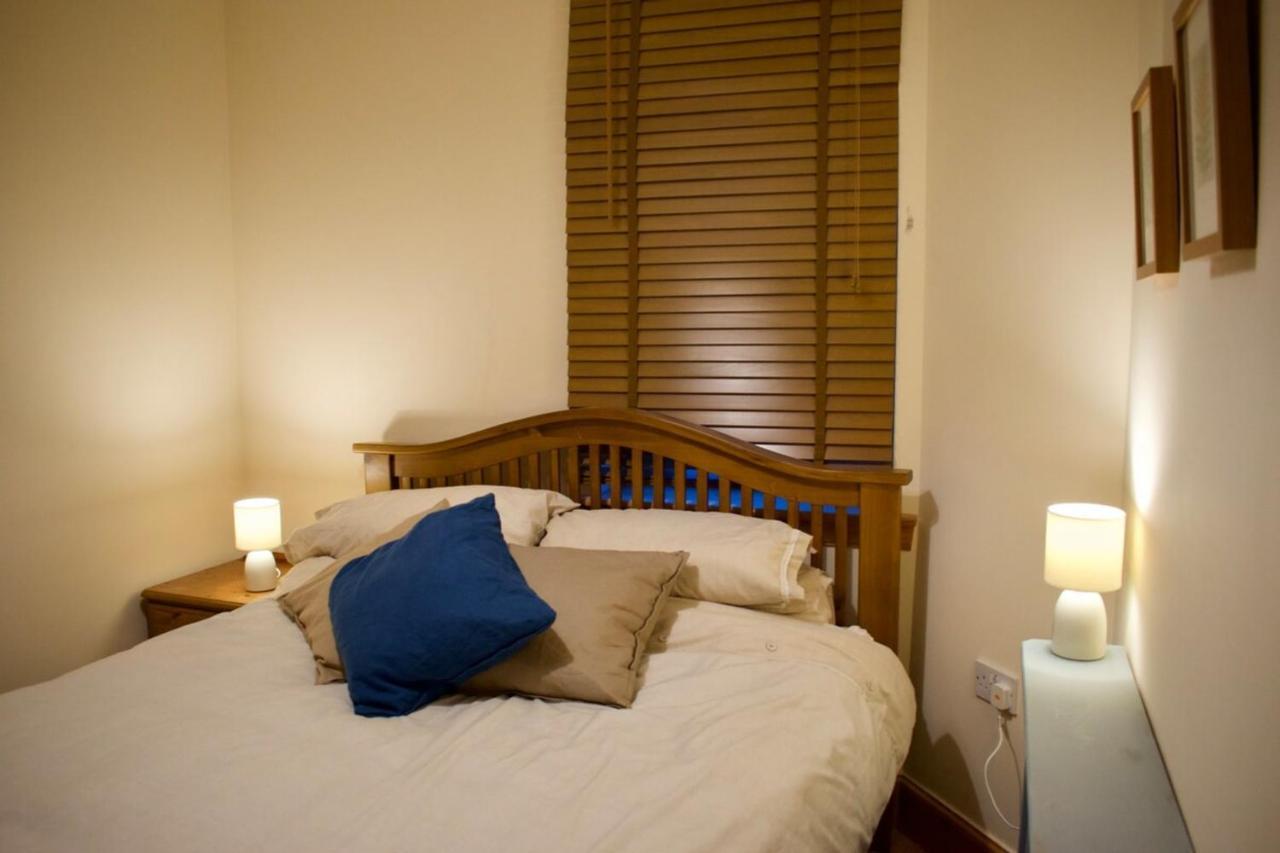 Newly Refurbed Home With Free Parking Edinburgh Luaran gambar