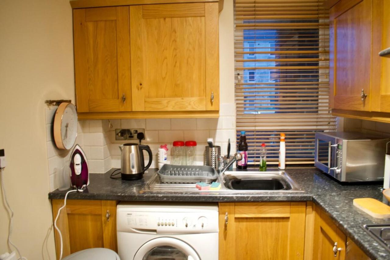 Newly Refurbed Home With Free Parking Edinburgh Luaran gambar